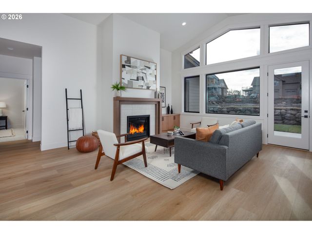 1110 Rock Creek Rd, Hood River, OR 97031