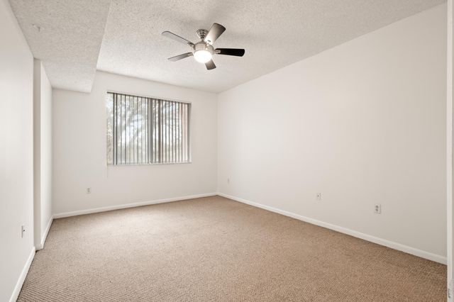 6960 SW 39th E205, Davie, FL 33314