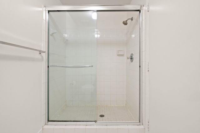 6960 SW 39th E205, Davie, FL 33314