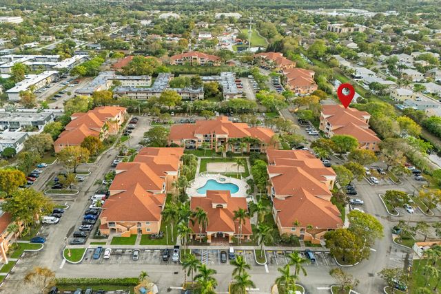 6960 SW 39th E205, Davie, FL 33314