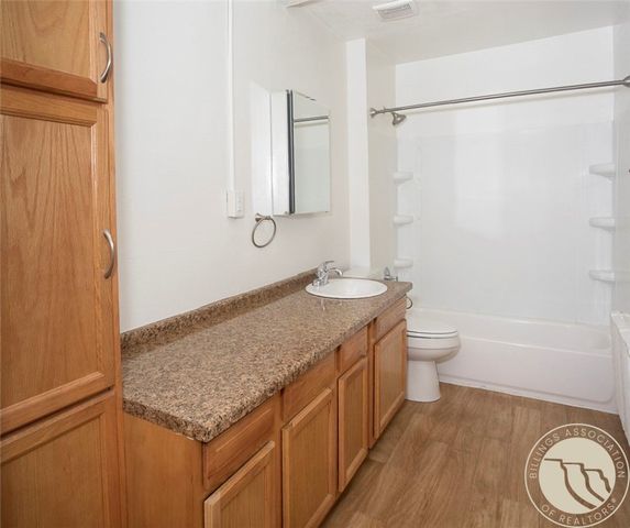 704 Terry Ave, Billings, MT 59101