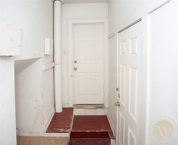 704 Terry Ave, Billings, MT 59101