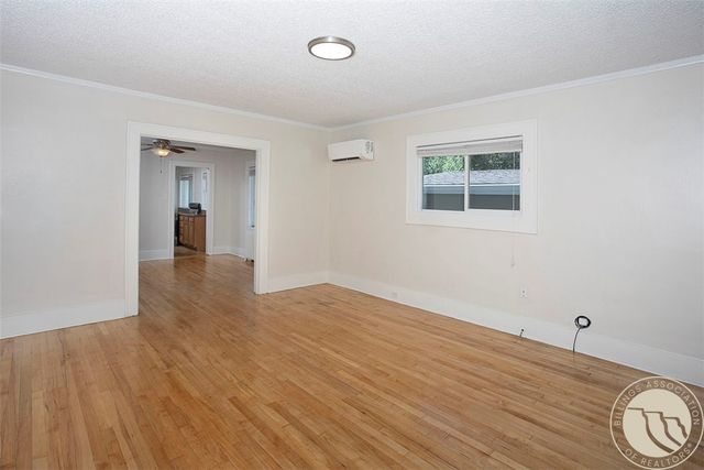 704 Terry Ave, Billings, MT 59101