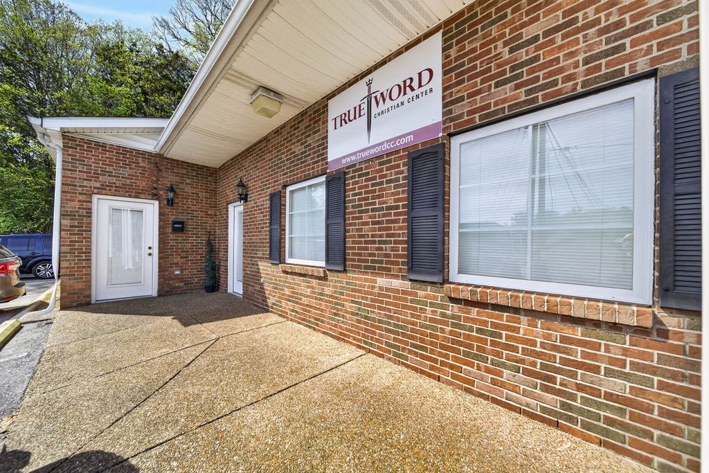 4979A Lebanon Pike, Old Hickory, TN 37138