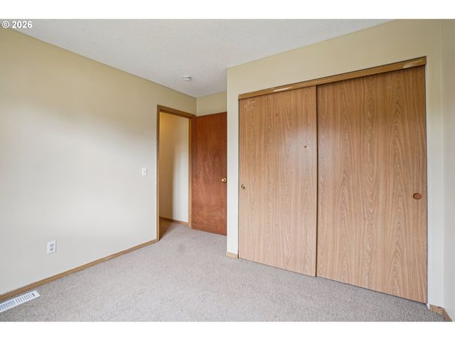 123 Se 34TH Cir, Troutdale, OR 97060
