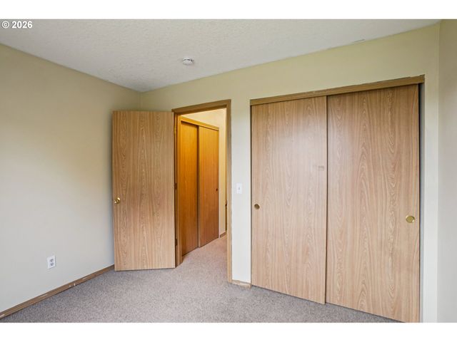 123 Se 34TH Cir, Troutdale, OR 97060