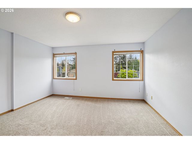 123 Se 34TH Cir, Troutdale, OR 97060