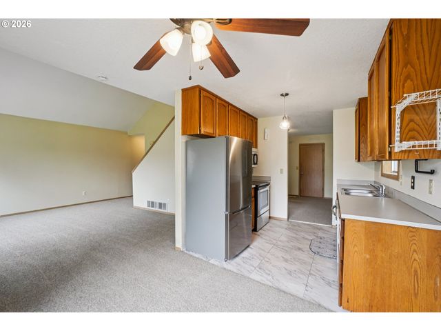 123 Se 34TH Cir, Troutdale, OR 97060