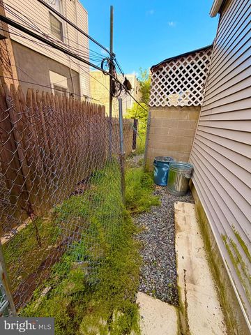 5121 HADFIELD ST, Philadelphia, PA 19143