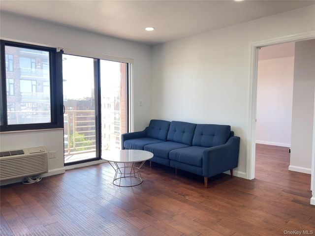 3138 137th Street 7B, Flushing, NY 11354