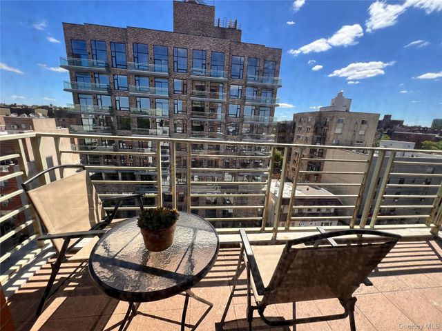 3138 137th Street 7B, Flushing, NY 11354