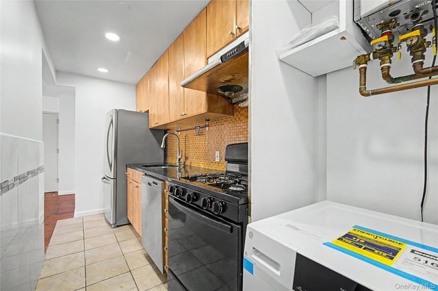 3138 137th Street 7B, Flushing, NY 11354