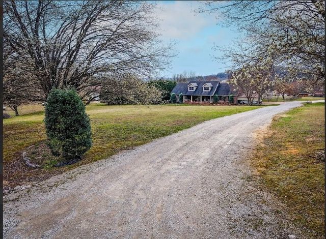 4360 Scott Hollow Rd, Culleoka, TN 38451