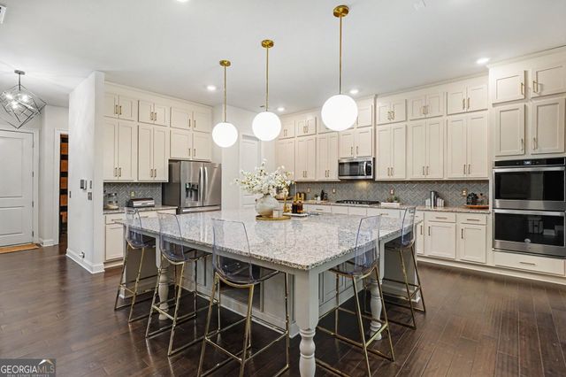 185 Oakleigh Manor Drive, Fayetteville, GA 30215