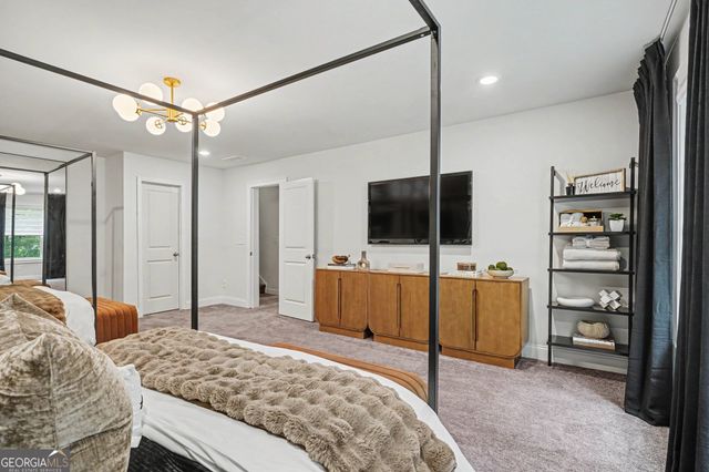 185 Oakleigh Manor Drive, Fayetteville, GA 30215