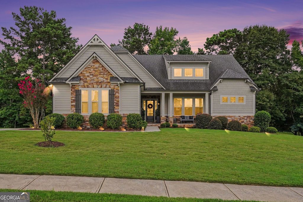 185 Oakleigh Manor Drive, Fayetteville, GA 30215