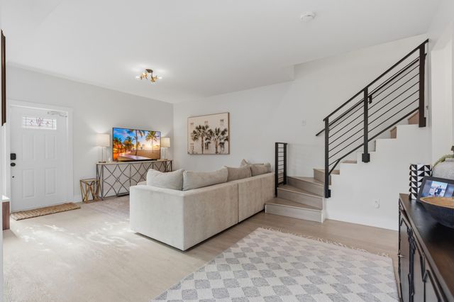 645 NW 2nd Avenue, Fort Lauderdale, FL 33311