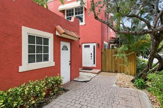 645 NW 2nd Avenue, Fort Lauderdale, FL 33311