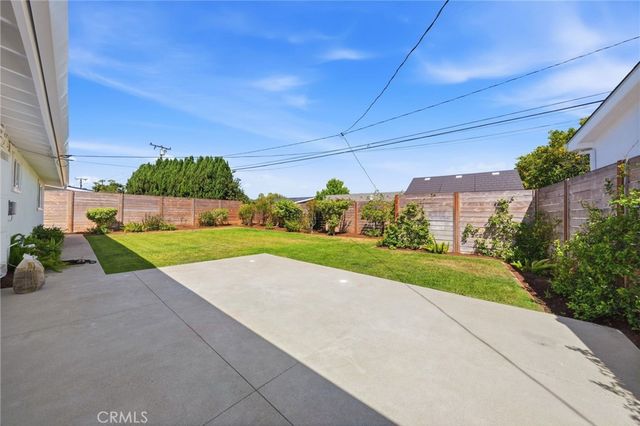 3097 Molokai Place, Costa Mesa, CA 92626