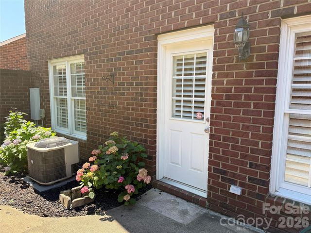 90 Huie Street NW, Concord, NC 28027