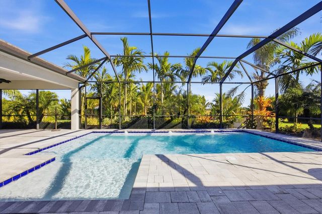 3467 COMPOUND COURT, Sarasota, FL 34240