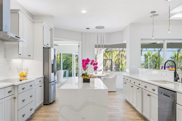 3467 COMPOUND COURT, Sarasota, FL 34240