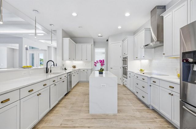 3467 COMPOUND COURT, Sarasota, FL 34240