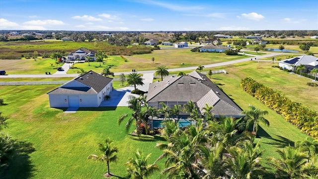 3467 COMPOUND COURT, Sarasota, FL 34240