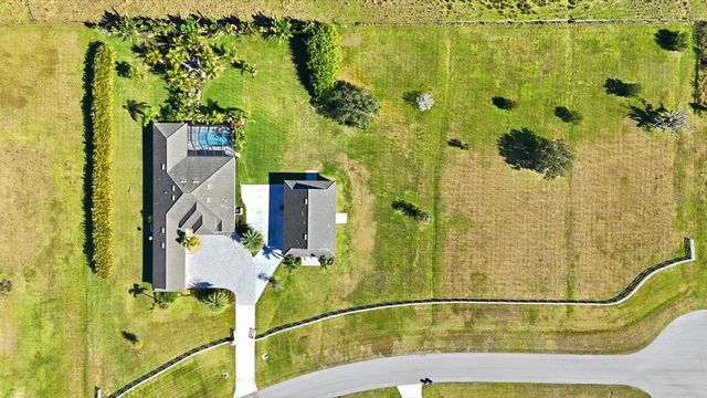 3467 COMPOUND COURT, Sarasota, FL 34240