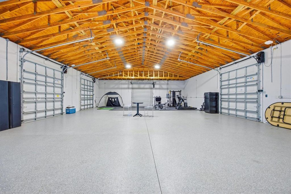 Image 2 of property listing at 3467 COMPOUND COURT, Sarasota, FL 34240