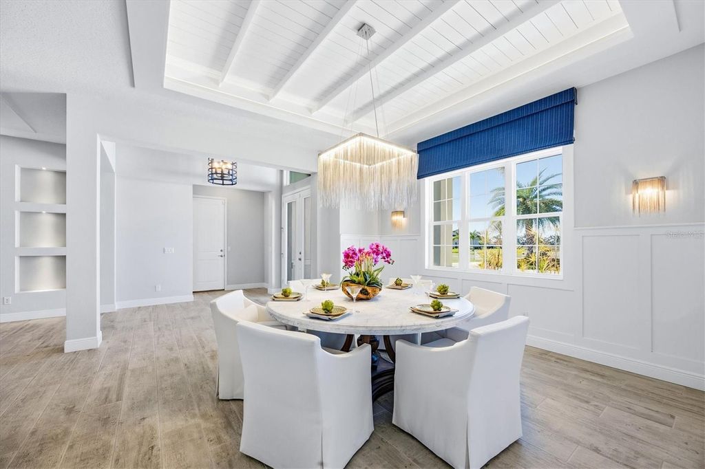 Image 23 of property listing at 3467 COMPOUND COURT, Sarasota, FL 34240