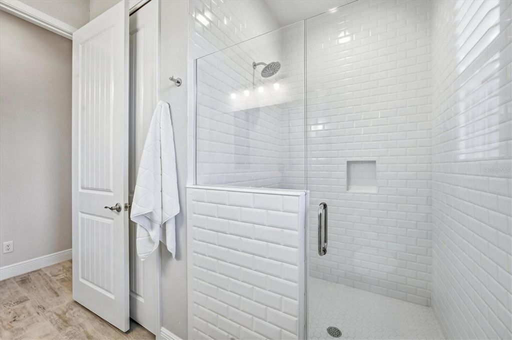 Image 44 of property listing at 3467 COMPOUND COURT, Sarasota, FL 34240