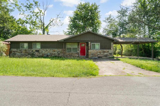 112 Cedar Crest Drive, Clinton, AR 72031