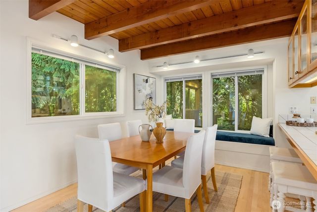 16273 Reitan Road NE, Bainbridge Island, WA 98110