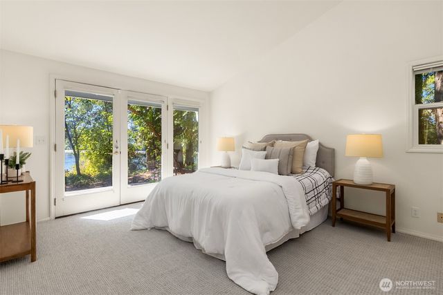 16273 Reitan Road NE, Bainbridge Island, WA 98110