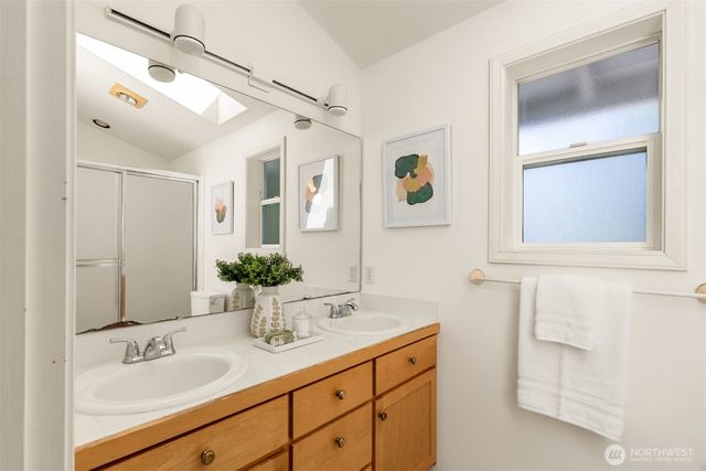 16273 Reitan Road NE, Bainbridge Island, WA 98110