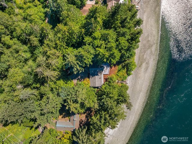 16273 Reitan Road NE, Bainbridge Island, WA 98110