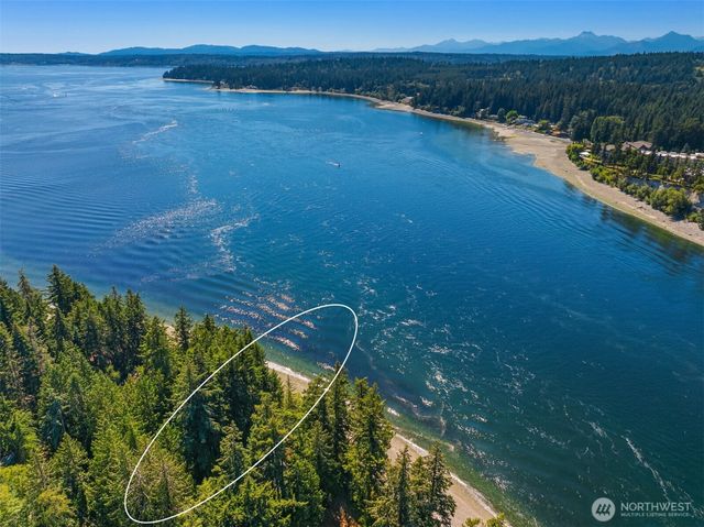 16273 Reitan Road NE, Bainbridge Island, WA 98110