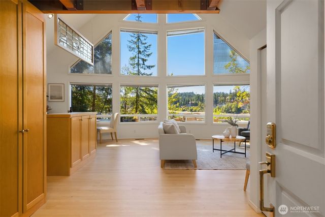 16273 Reitan Road NE, Bainbridge Island, WA 98110