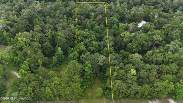 Delia Drive, Biloxi, MS 39532