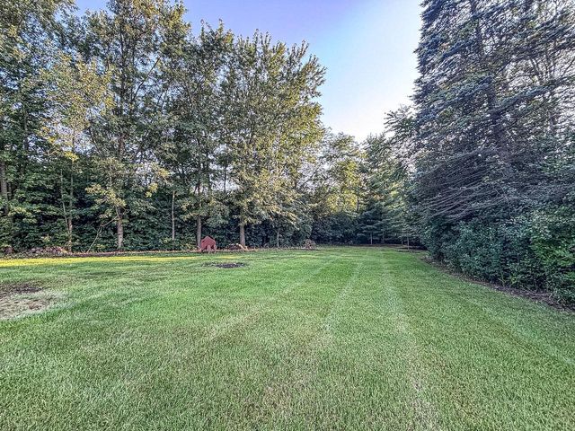 W228S5955 Arrow Ridge ROAD, Waukesha, WI 53189