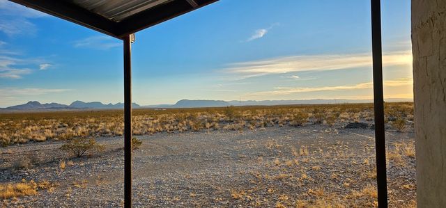 251 Warnock Rd, Terlingua, TX 79852