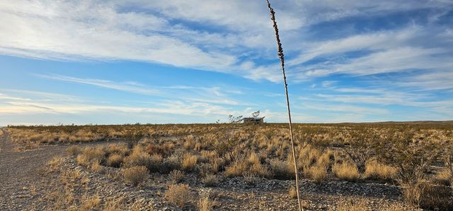 251 Warnock Rd, Terlingua, TX 79852