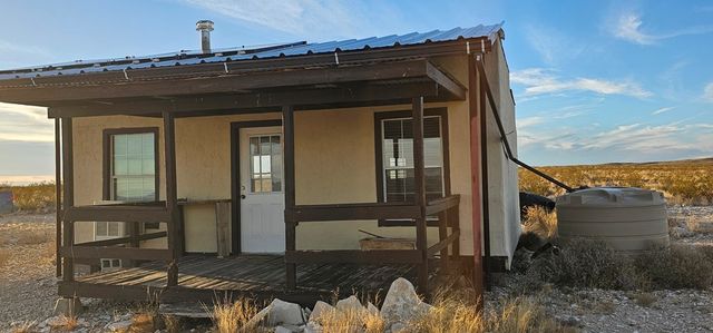 251 Warnock Rd, Terlingua, TX 79852