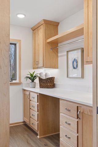 972 Lydia Drive W, Roseville, MN 55113