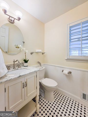 4733 Karls Gate Drive, Marietta, GA 30068