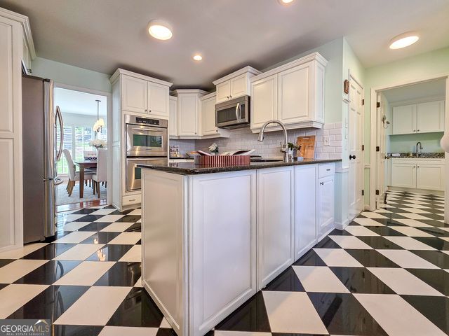 4733 Karls Gate Drive, Marietta, GA 30068