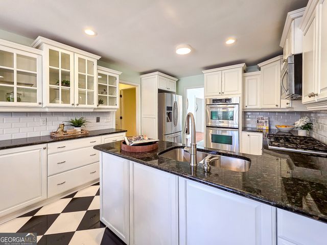 4733 Karls Gate Drive, Marietta, GA 30068