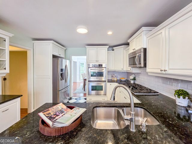 4733 Karls Gate Drive, Marietta, GA 30068