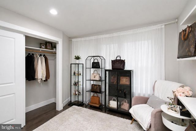 1806 N MARSHALL ST, Philadelphia, PA 19122